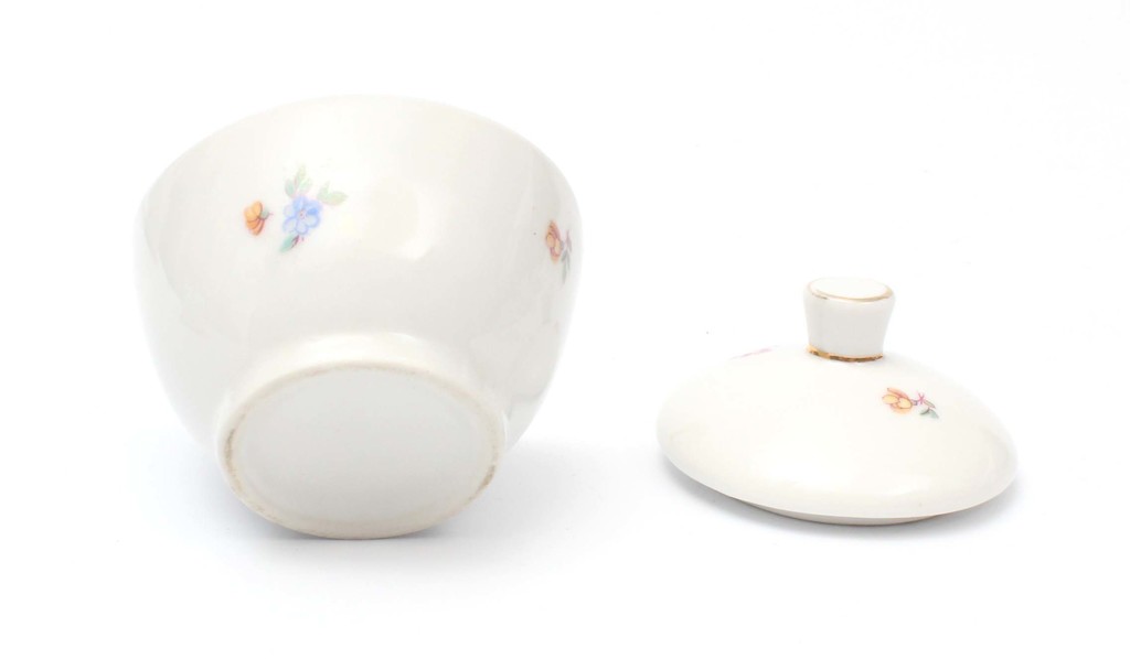 Porcelain children's toy tableware set