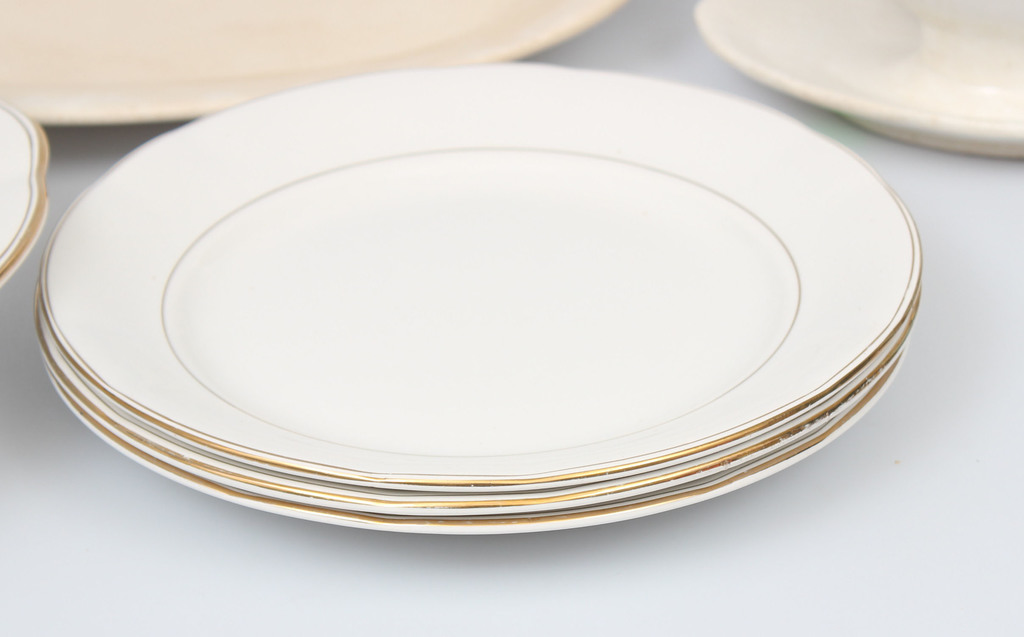 Kuznetsov factory serving plates (6 pcs)