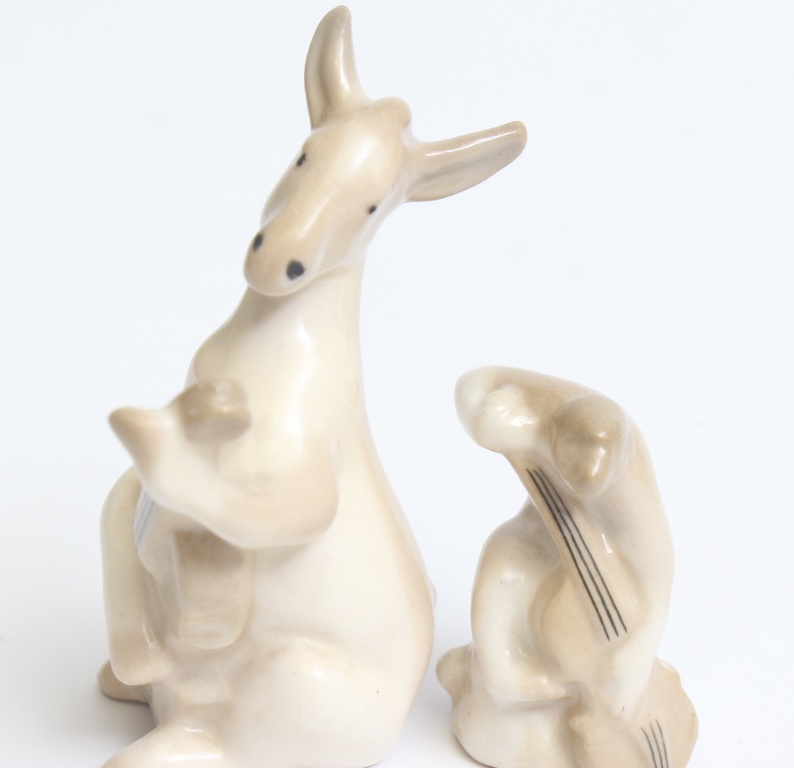 Porcelain figurines 4 pcs. 