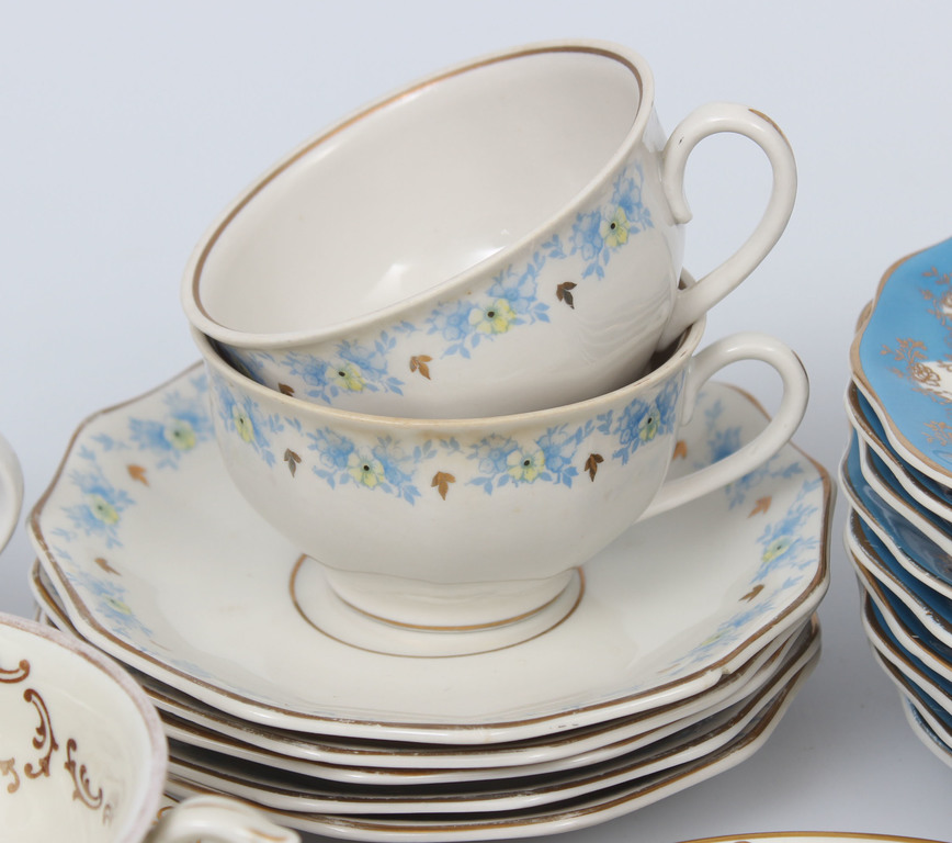 Porcelain tableware (25 pcs)