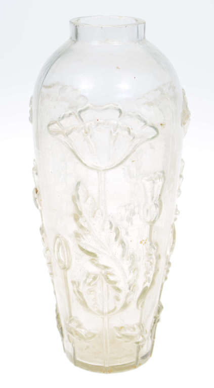 Стеклянная ваза в стиле модерн с маками