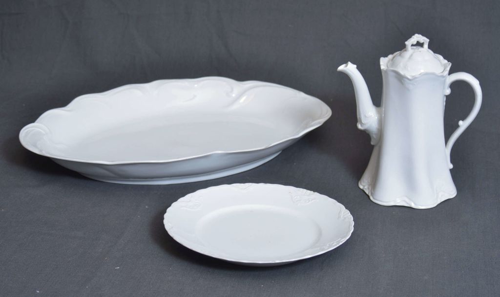 Jūgendstila trauku komplekts - Kanna, servējamais šķīvis un šķīvis