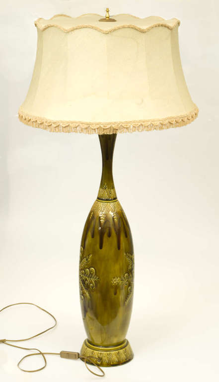 Māla galda lampa