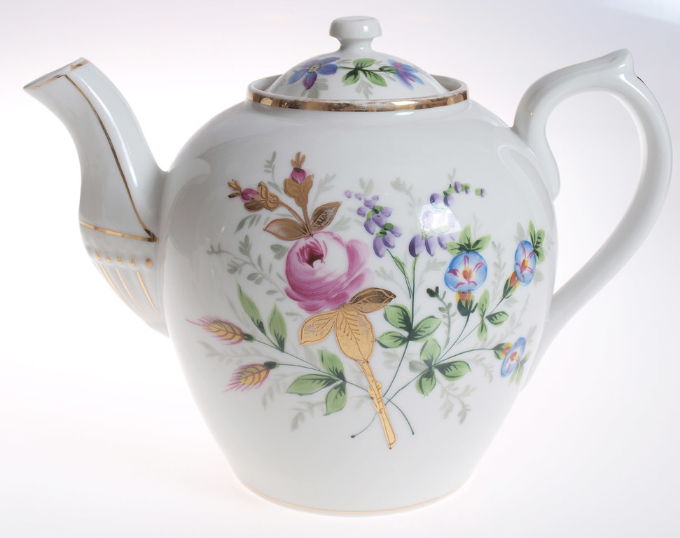 Couple of porcelain teapots