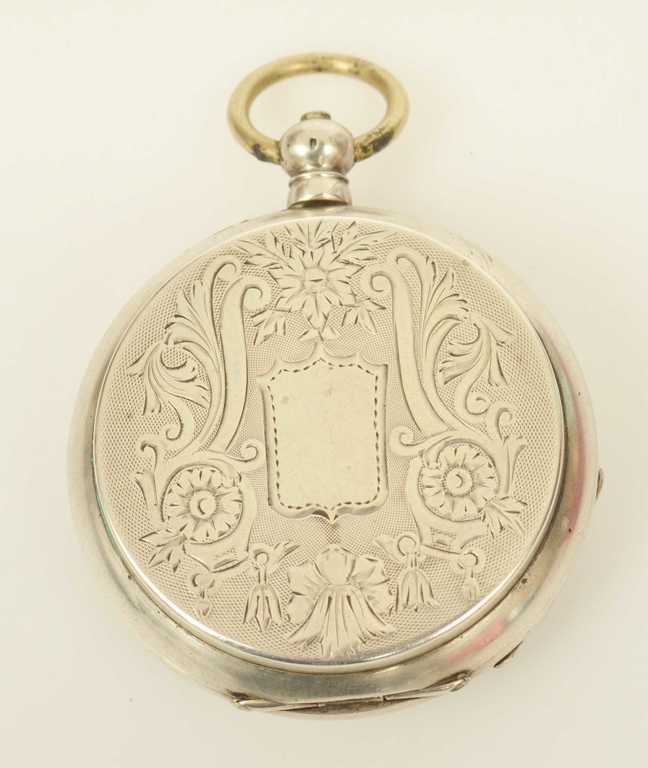 Серебряные карманные часы 