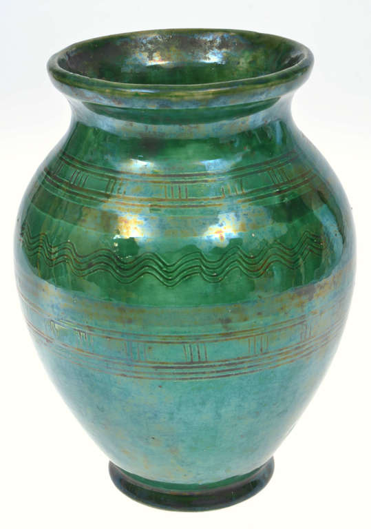 Keramikas vāze zaļā krāsā