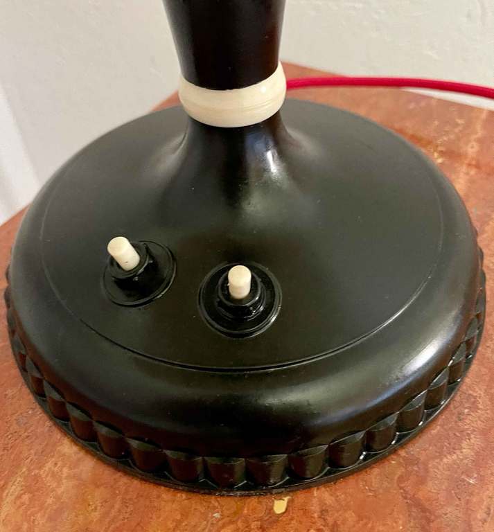 Table lamp (in perfect condition)