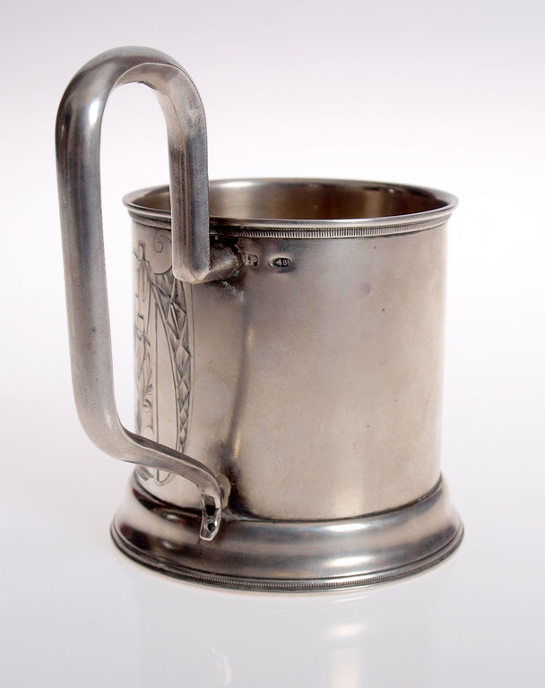 Silver glass holder
