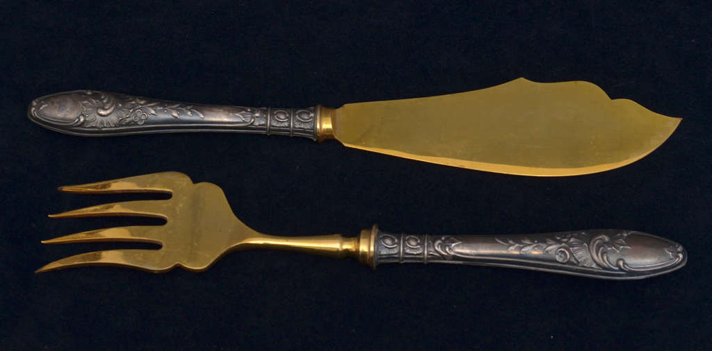 Gilded silver cutlery for food (Knife and fork)