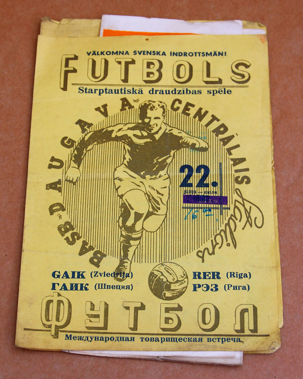 Various football advertisements (4 pcs.)