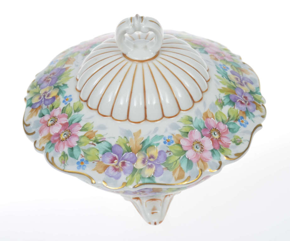 Porcelain decorative box/chest with lid