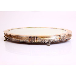 Mirror tray with silver finish