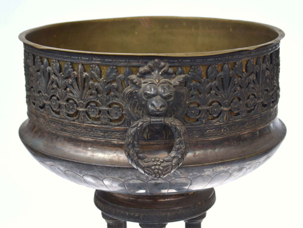 Silver-plated metal pot