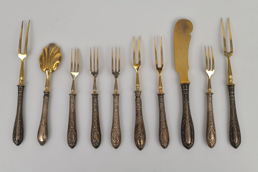 Silver cutlery set with gilding (11 pcs)