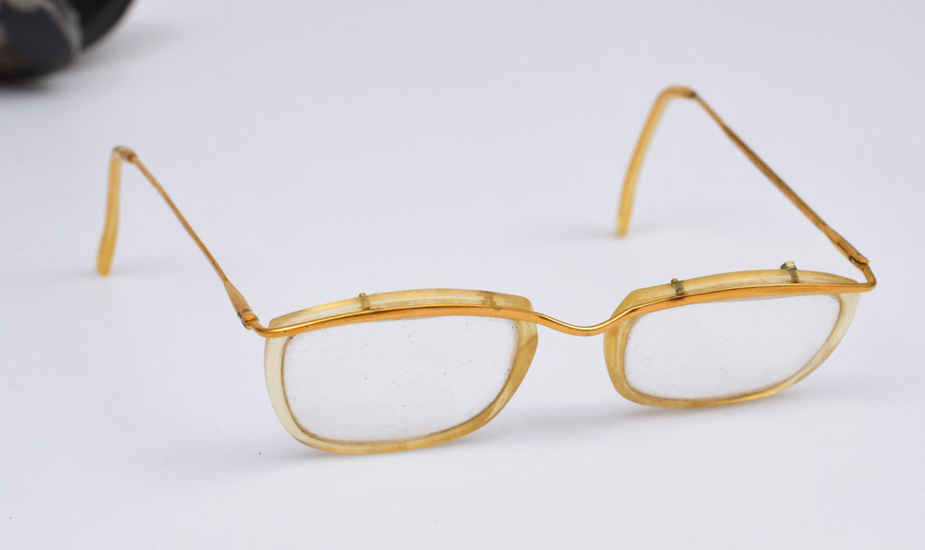 Brilles (3 gab.)