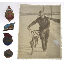 USSR sports awards and photography in motorcycling (4 awards, 1 card)