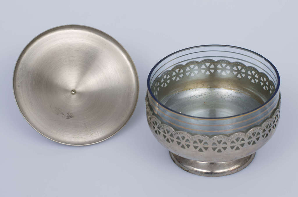 Metal candy bowl with lid