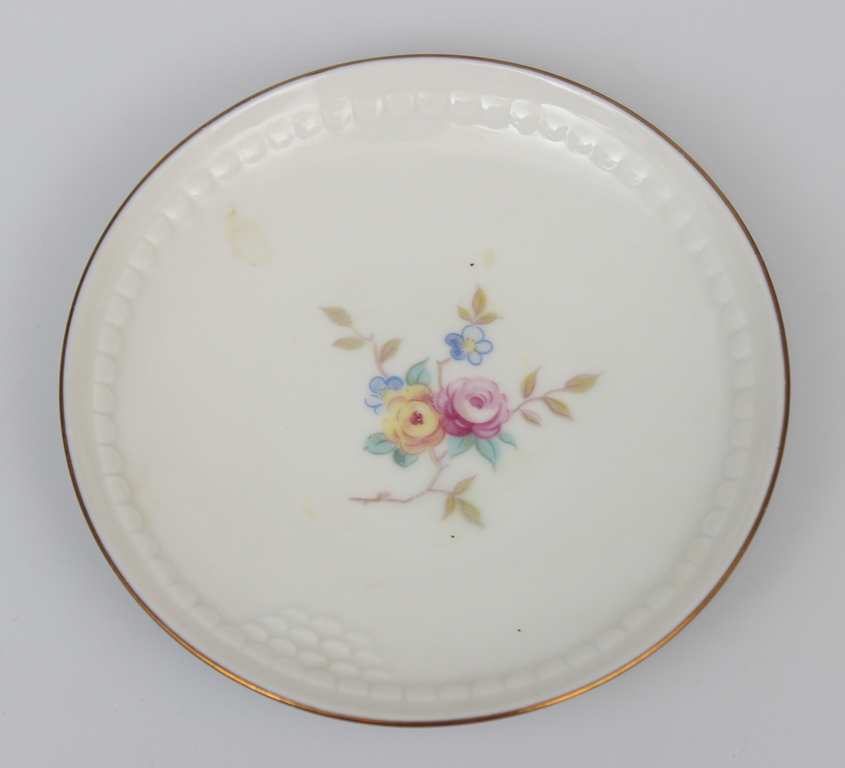 Small porcelain plates (6 pcs.) + 2 cups + 4 plates