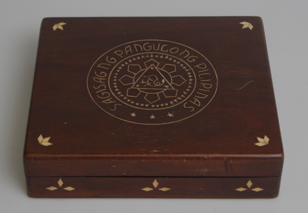 Wooden chest (cigar box)