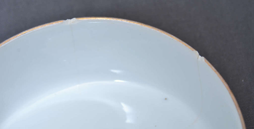 Porcelain cookie bowl