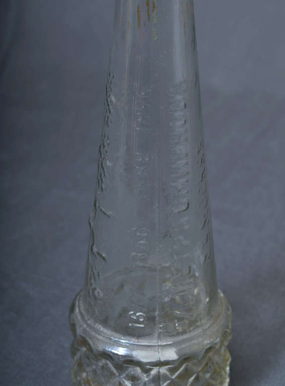 Stikla degvīna pudeles L. Šustovs/P. Smirnovs Maskavā (2 gab.)