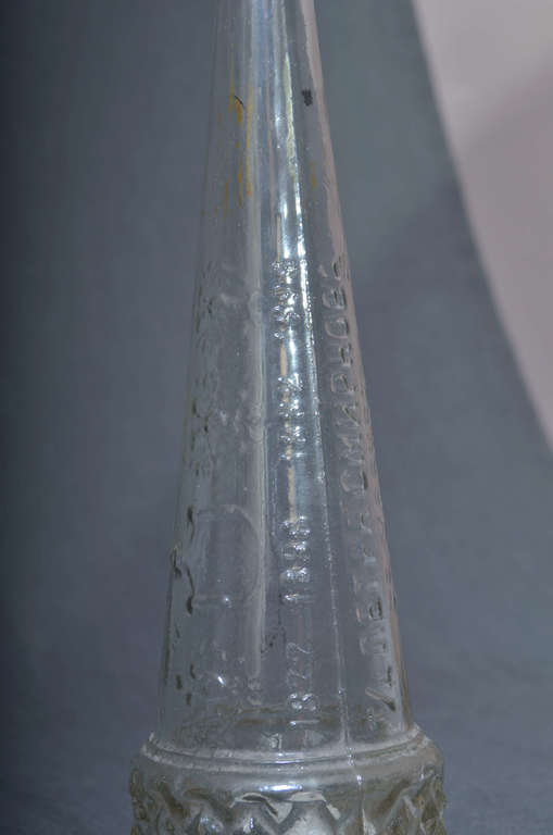 Stikla degvīna pudeles L. Šustovs/P. Smirnovs Maskavā (2 gab.)