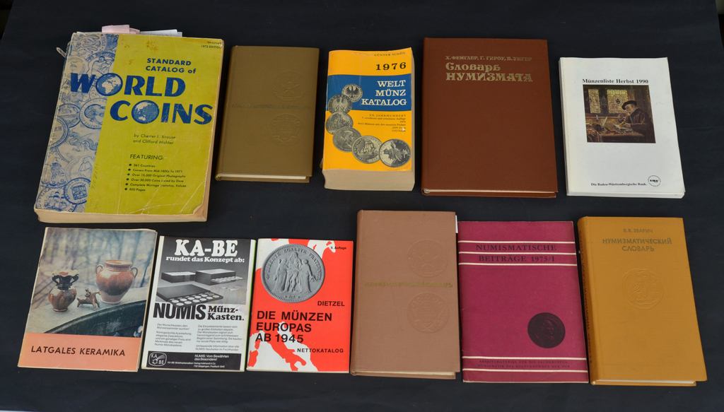 Numismatic books and catalogs
