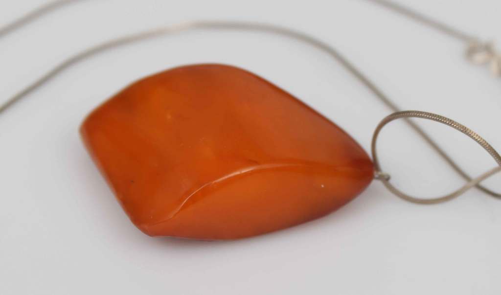 Natural Baltic amber pendant with silver chain