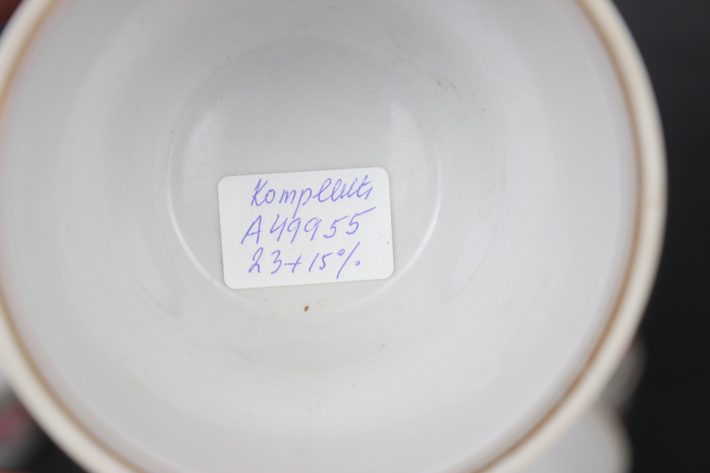 Porcelāna kompota krūzes ar trauku (6+1)
