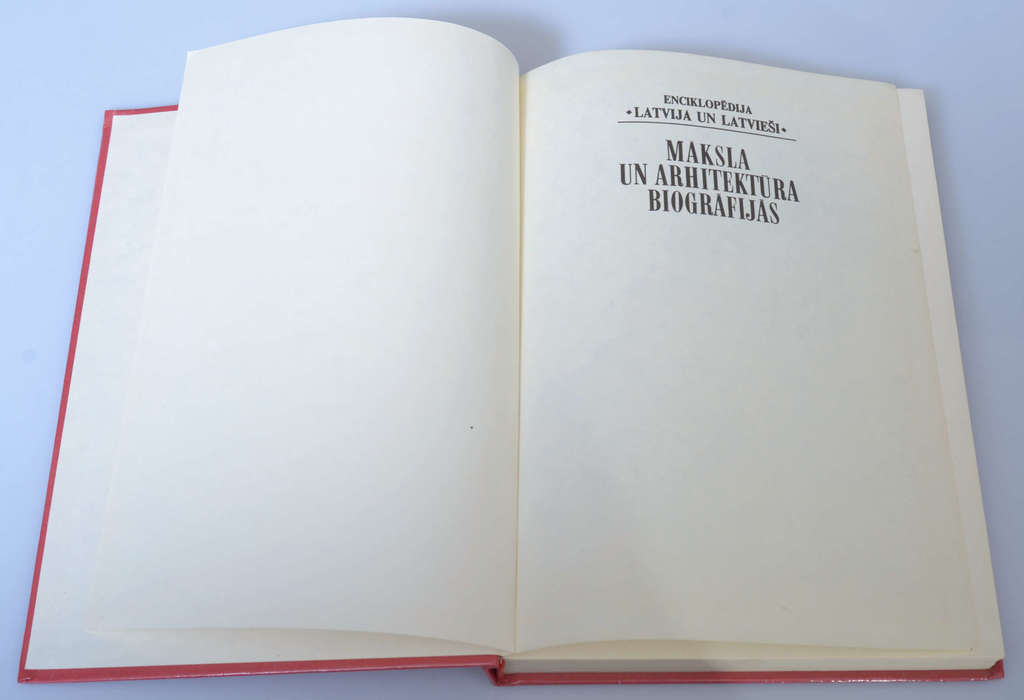 ''Māksla un arhitektūra biogrāfijās'', 2 volumes