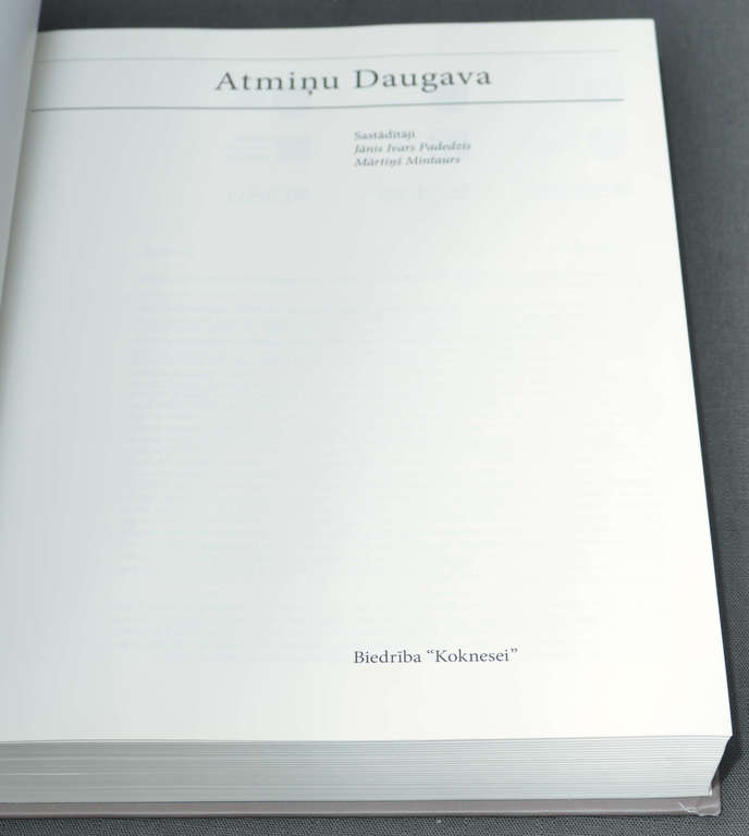 Book 'Atmiņu Daugava'