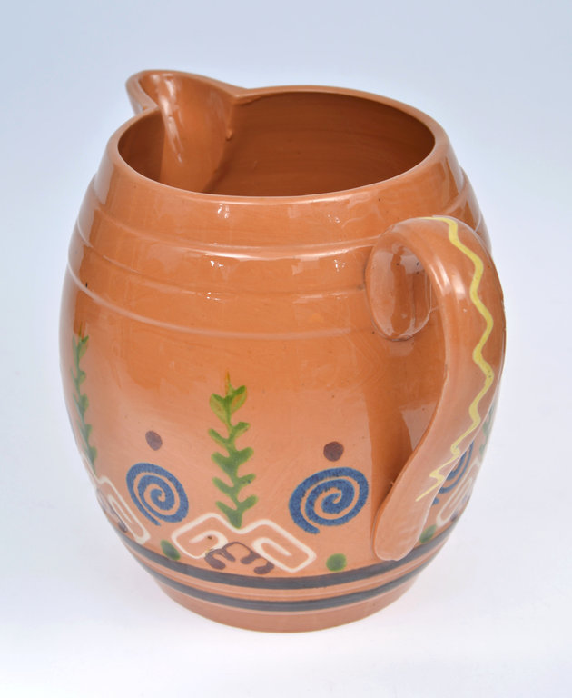 Apgleznota keramikas krūka