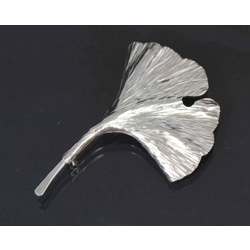 Silver Art Nouveau brooch Ginkgo wood leaf