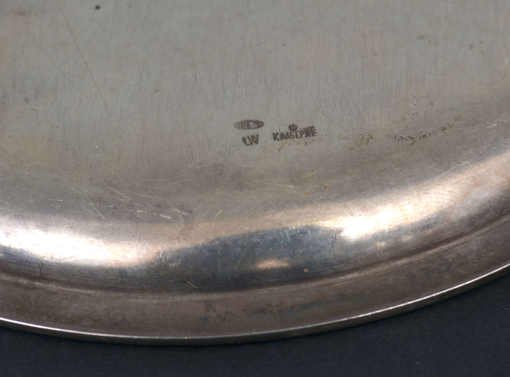 Серебряная тарелка Фаберже
