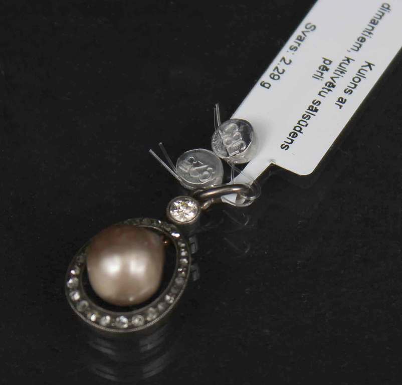 K. Faberge? pendant with diamonds and pearl