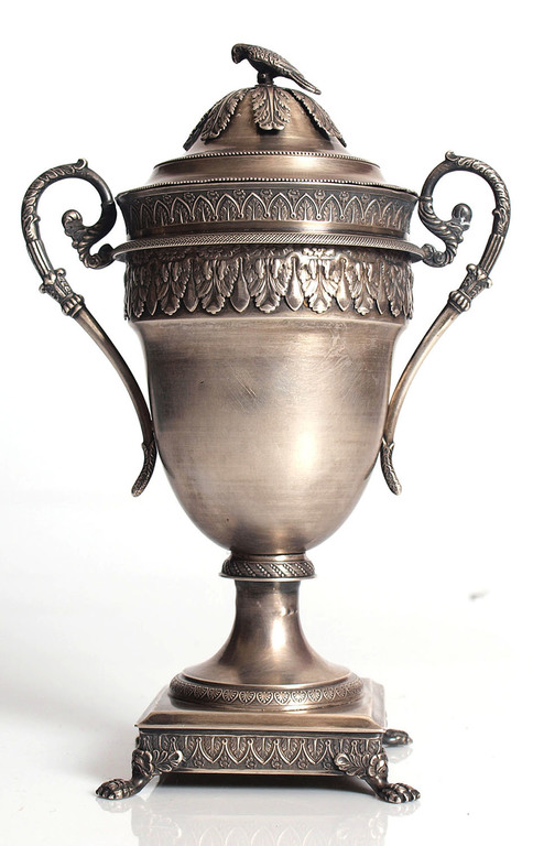 Silver award cup with lid