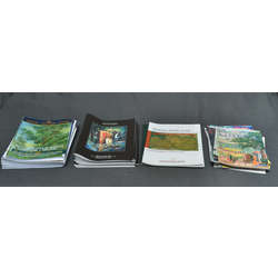 300 Mākslas izsoļu katalogu un galeriju ceļvežu kolekcija no 2000 līdz 2017 g.