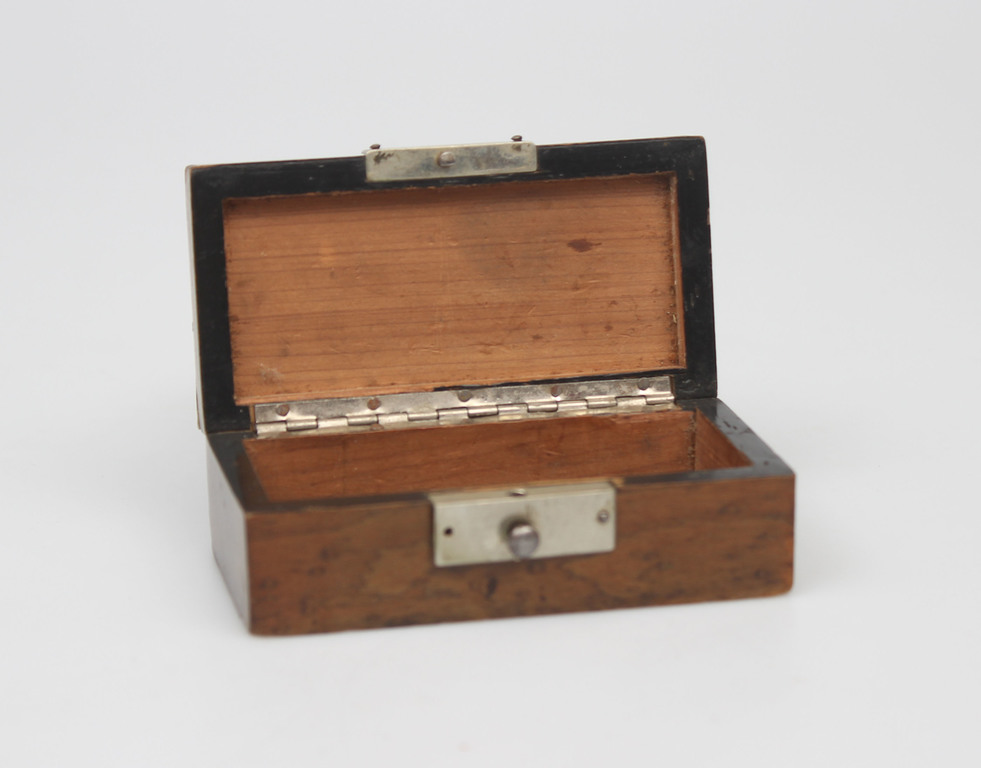 Box with stone marquetry