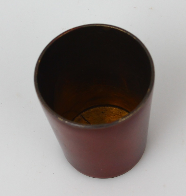 Серебряная чашка с эмалью