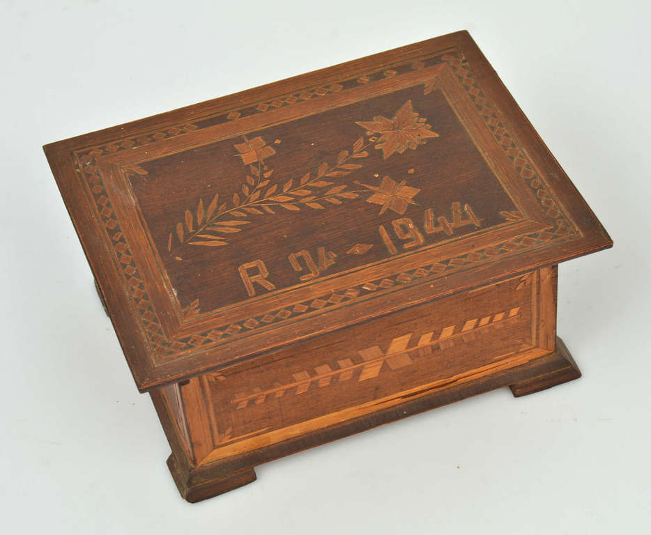 Wooden box Riga 1944