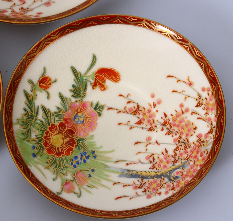 Faience set for five people