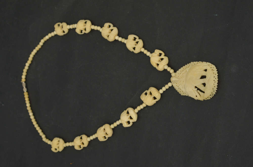 Necklace from the bone 