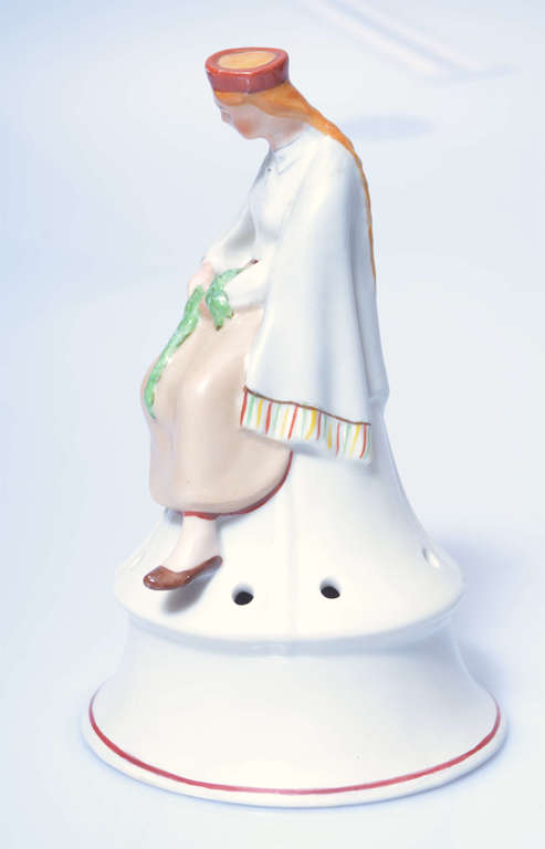 Porcelain figure “Folk dancer”