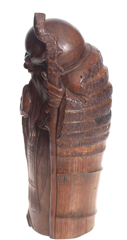 Budas figūra no masīva bambusa