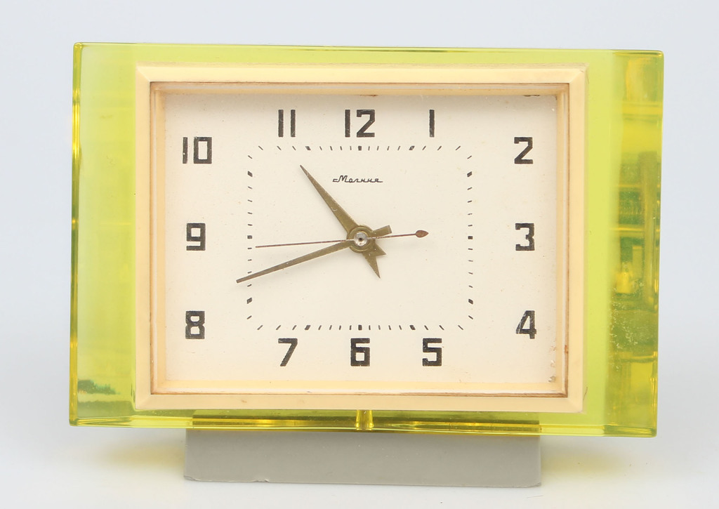 Uranium plexiglass case table clock