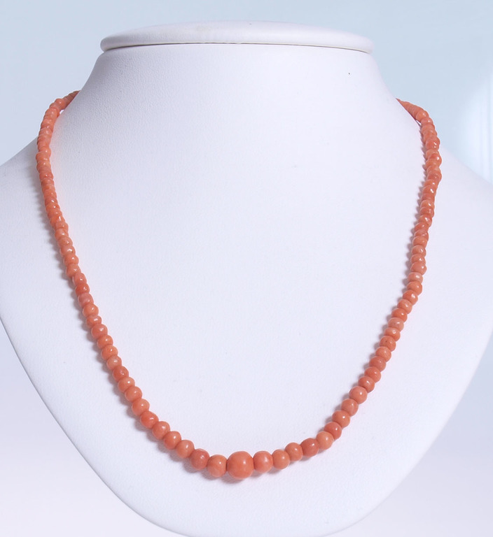 Coral necklace with a gold clasp