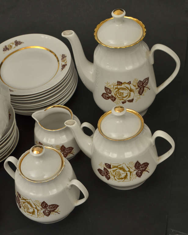 Tea and coffee set for 10 people 