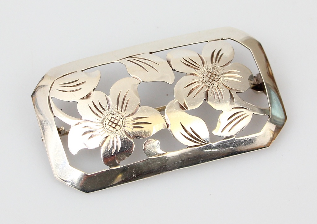Silver Art Nouveau brooch