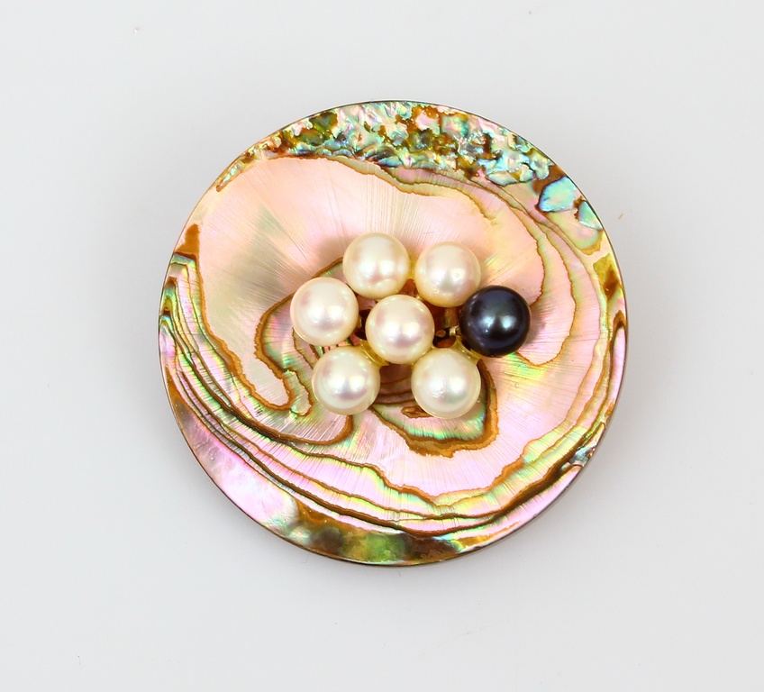 Silver Art Nouveau brooch with mother of pearl and pearls
