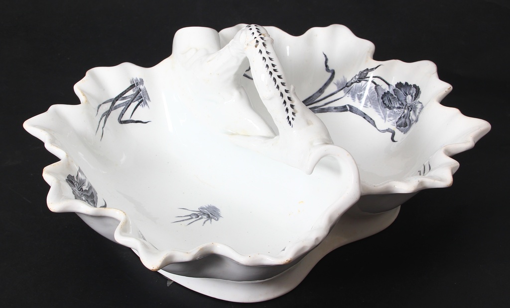 Art Nouveau porcelain serving dish
